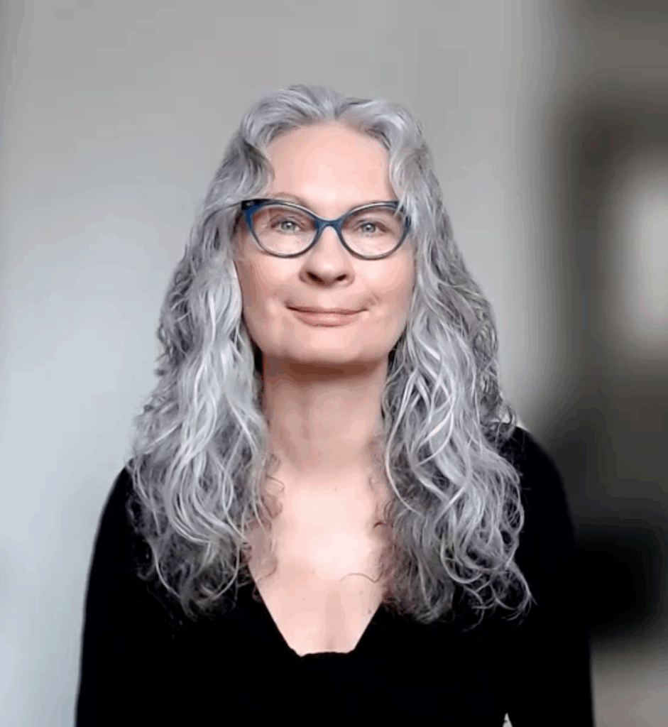 Irene Healey headshot