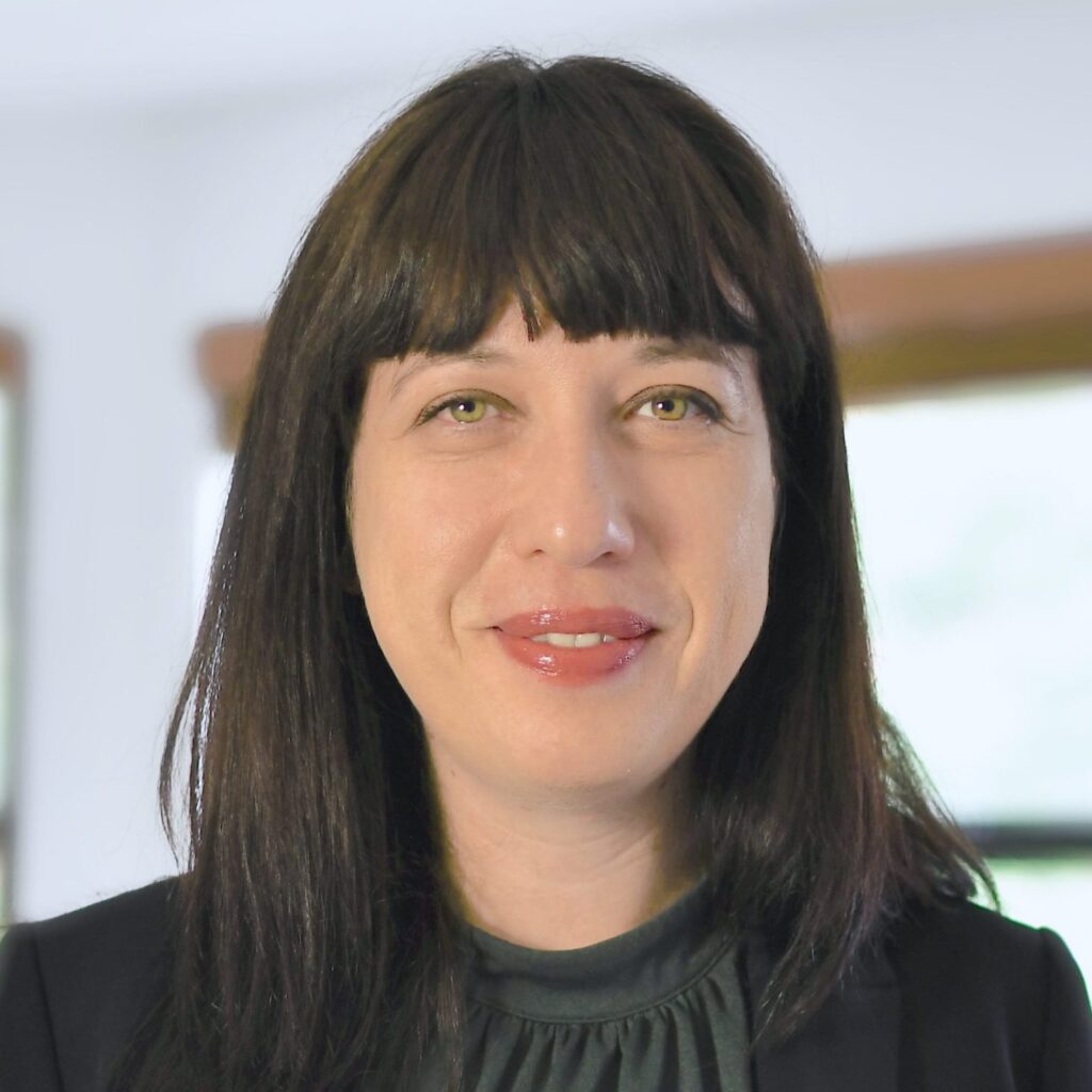 Headshot of Marion Ulmann