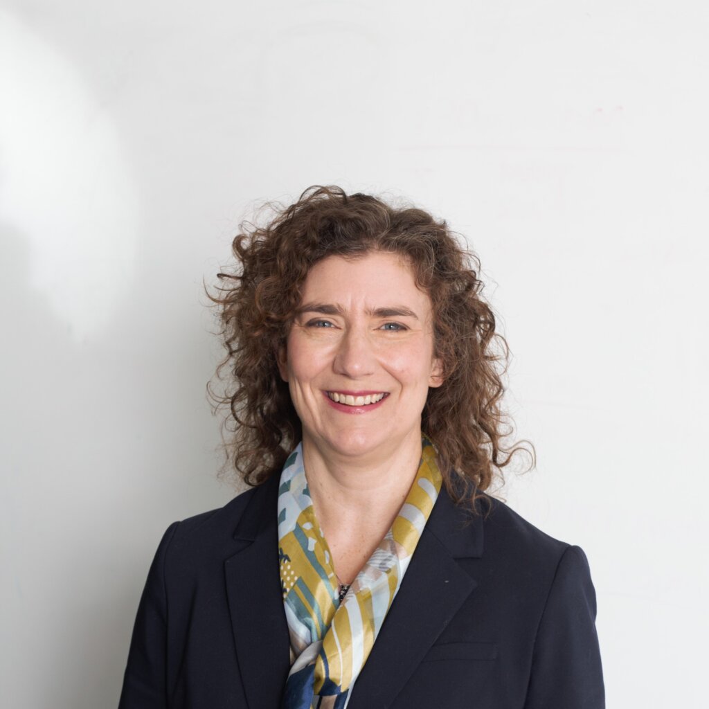 Carolyn Plican headshot